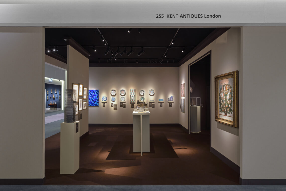 kent-antiques-london-exhibition-tefaf-2024-01