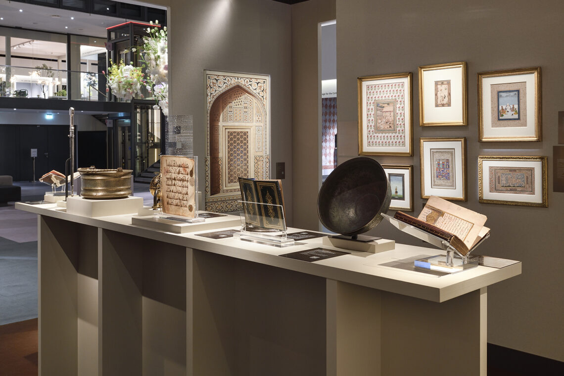 kent-antiques-london-exhibition-tefaf-2024-05